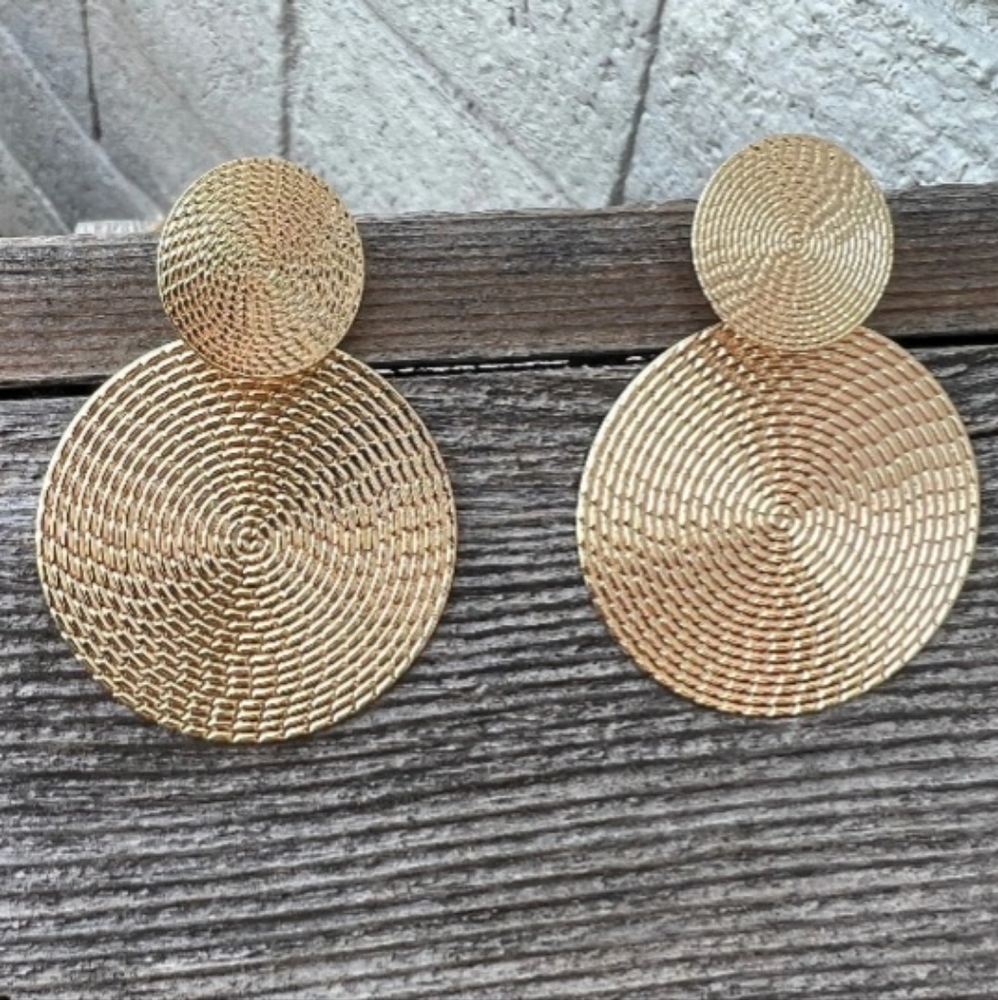Gold Round Earrings - Picture 10 of 11